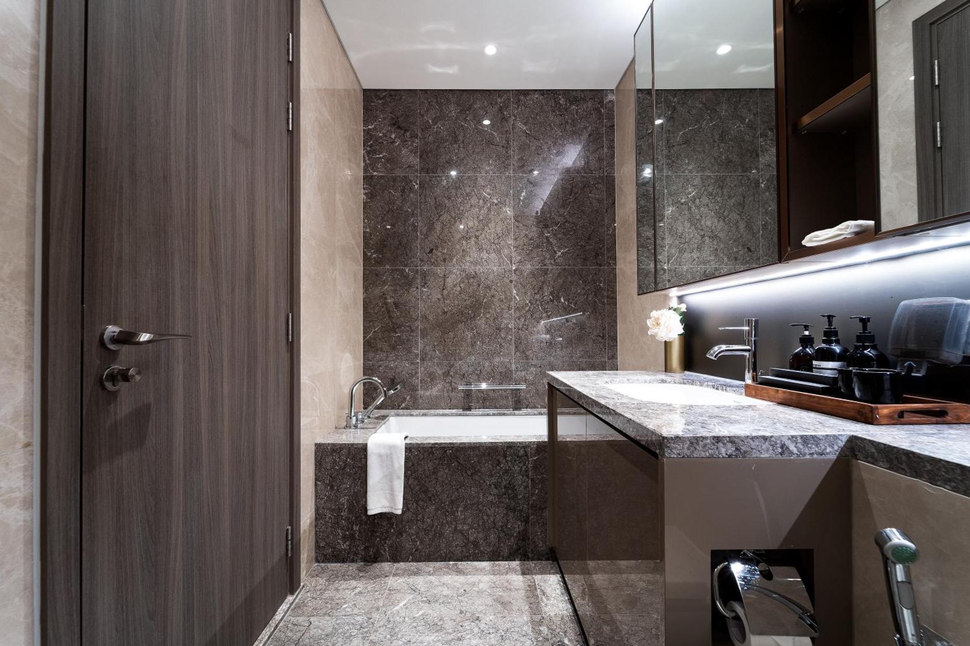 Apartment The Marq - Ho Trung Tam Quan 1